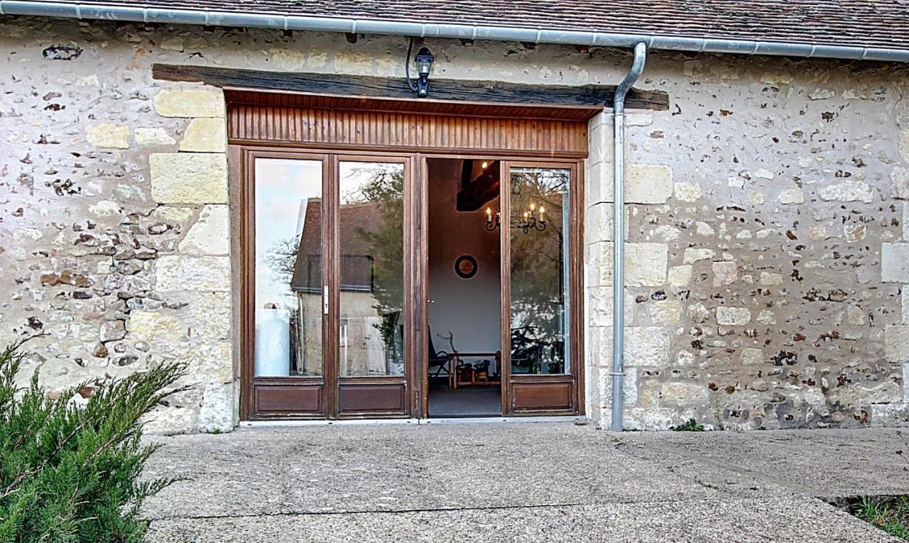Gite De La Courtaudiere Le Petit-Pressigny Exterior photo